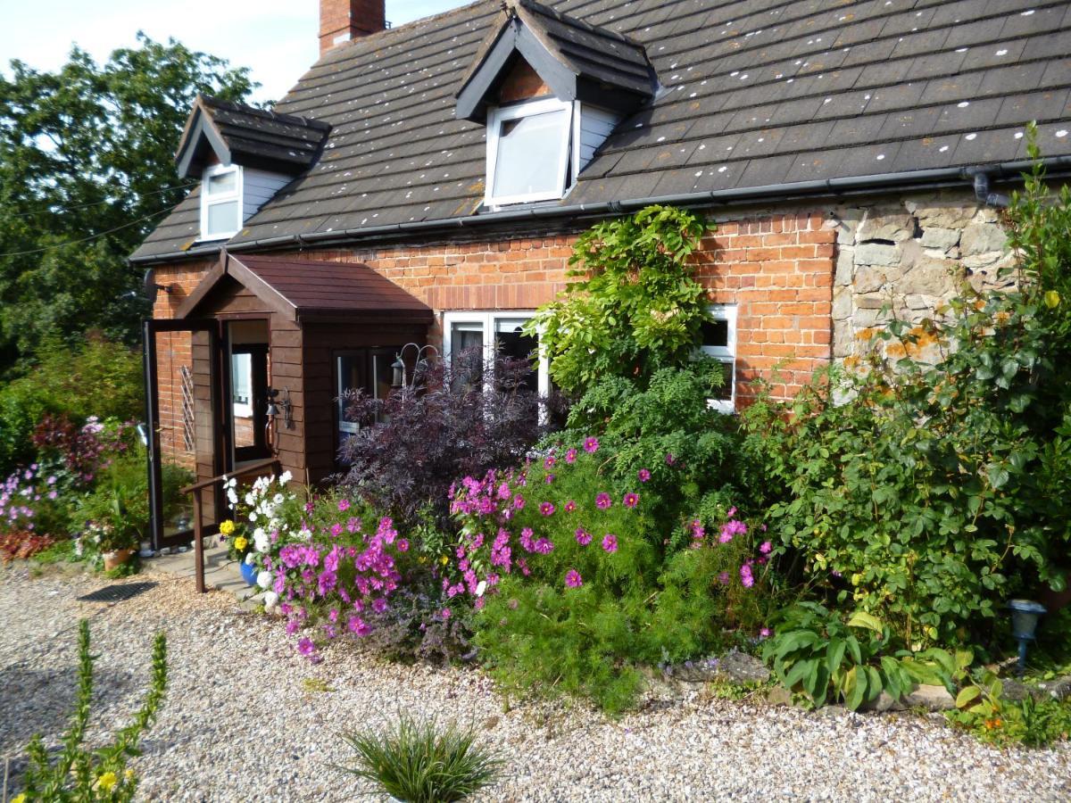 Bank Farm House Chirbury Екстериор снимка